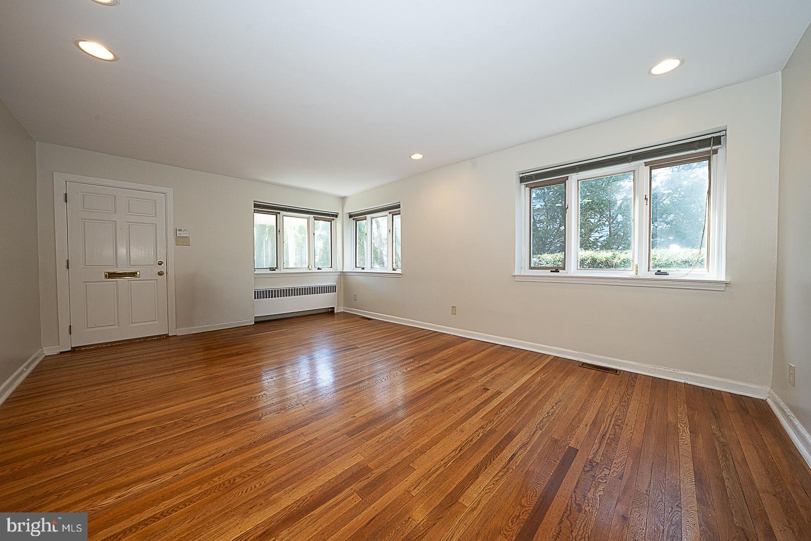 1457 Manoa Road Wynnewood, PA 19096 - Photo 5 of 59