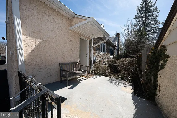 $4,500 | 1457 Manoa Road, Wynnewood, PA 19096