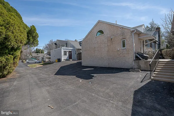 $4,500 | 1457 Manoa Road, Wynnewood, PA 19096