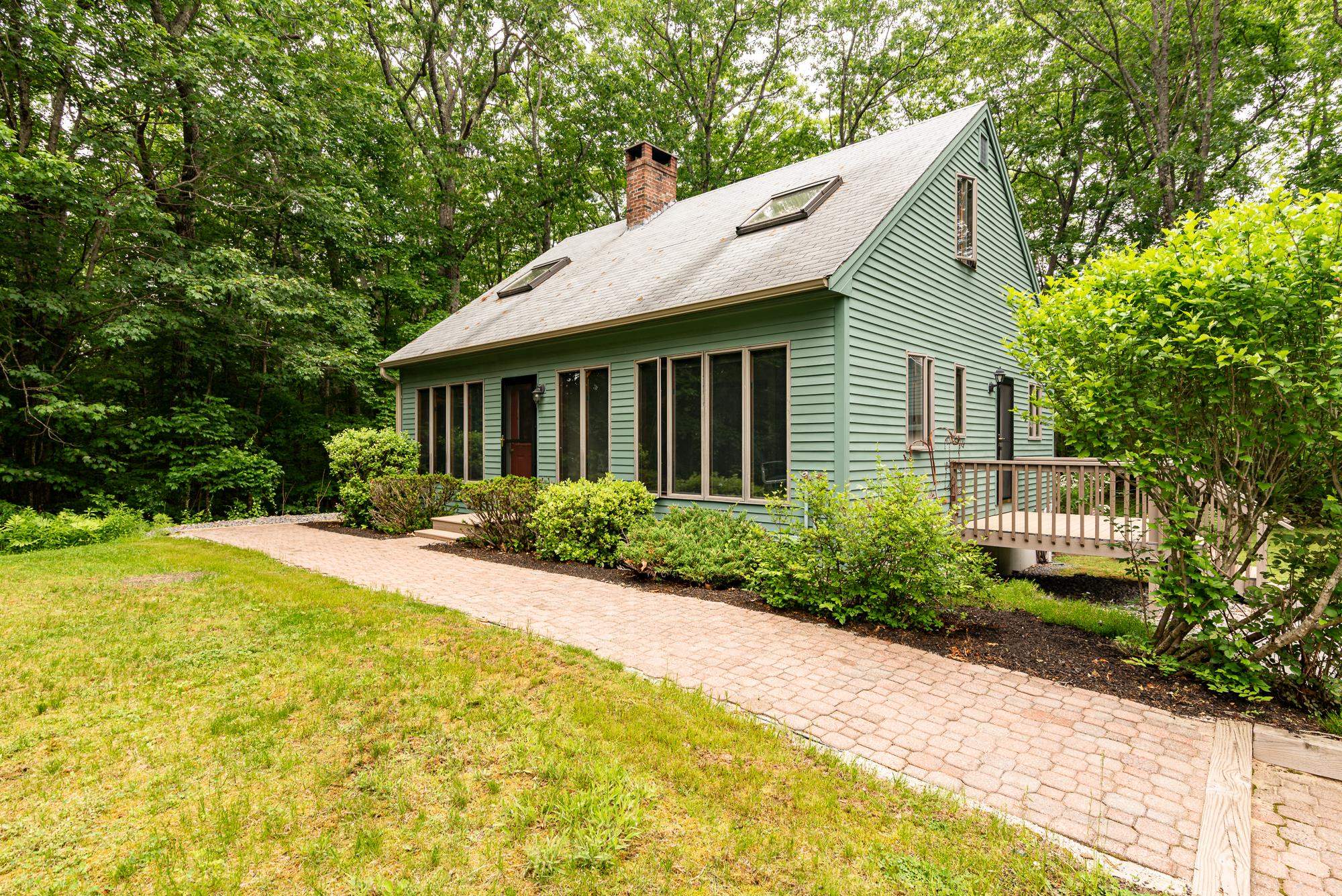 315 Middle Road Dover, NH 03820 - Photo 3 of 54