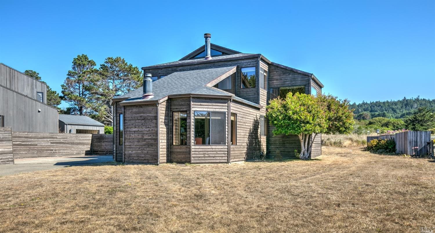 41374 Leeward Road The Sea Ranch, CA 95497 - Photo 1 of 1 Street view.