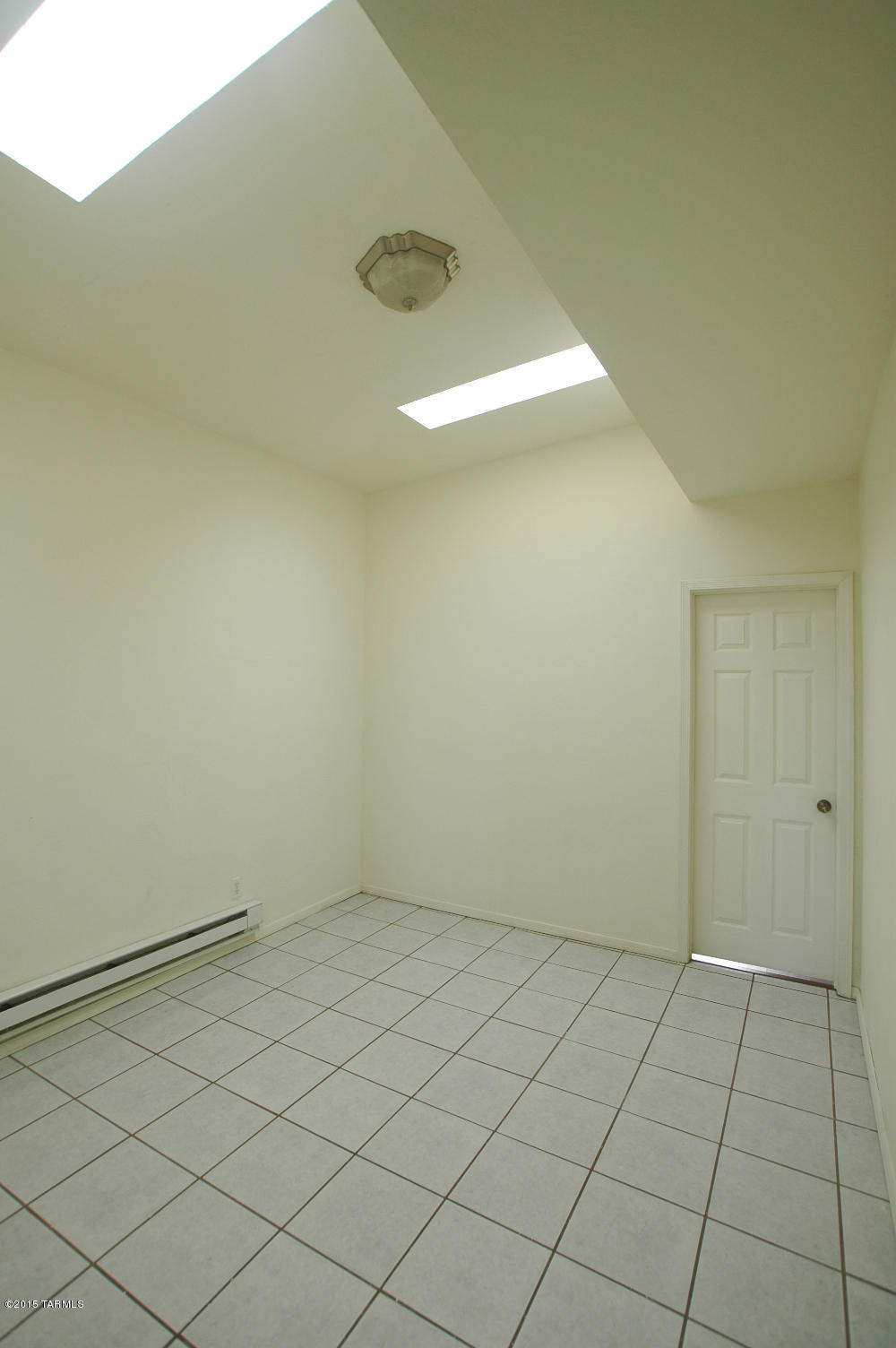 1331 West Kleindale Road Tucson, AZ 85705 - Photo 4 of 24