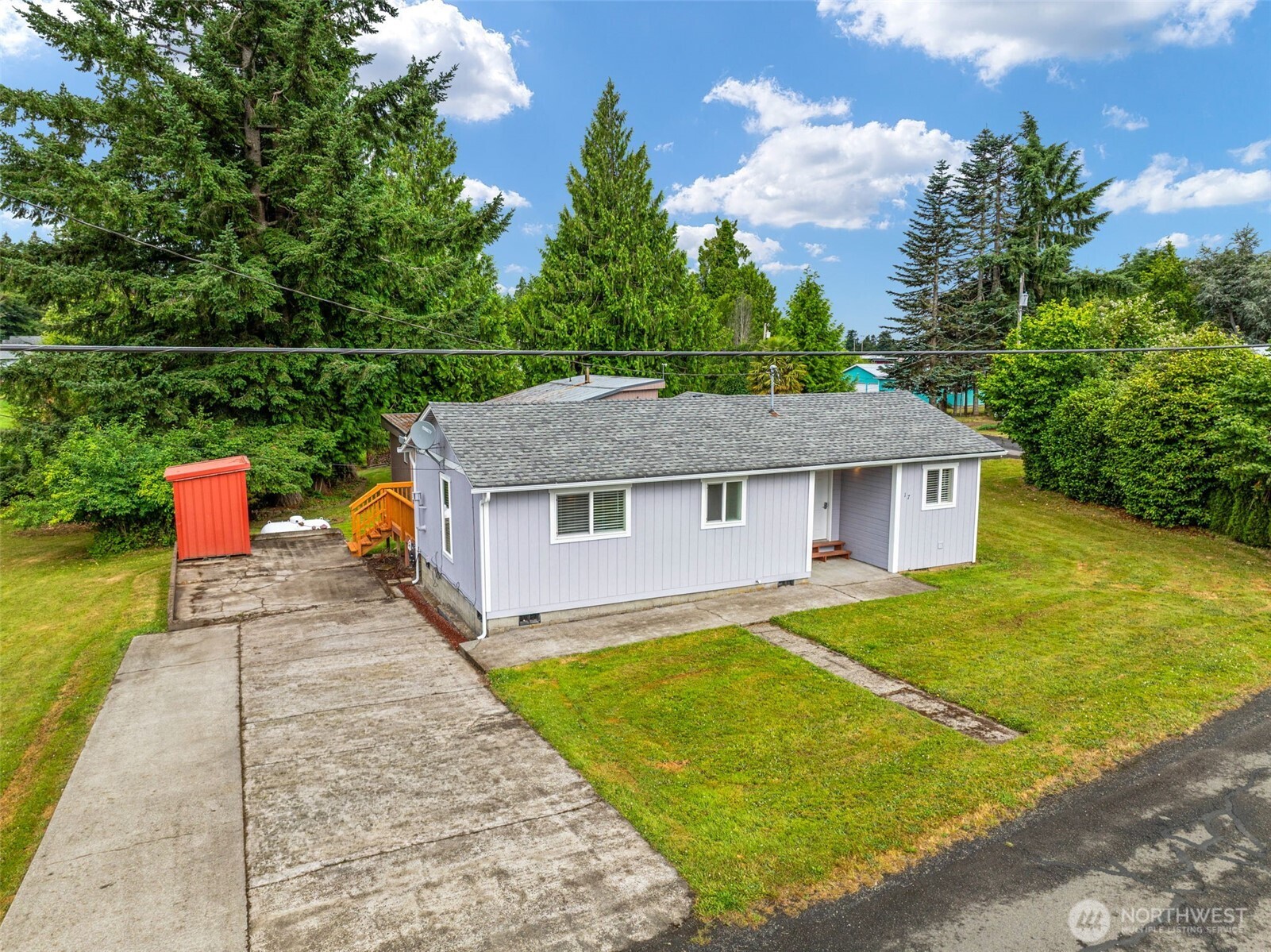 175 Jacobson Road Cathlamet, WA 98612 - Photo 2 of 32 a view of a house with a yard