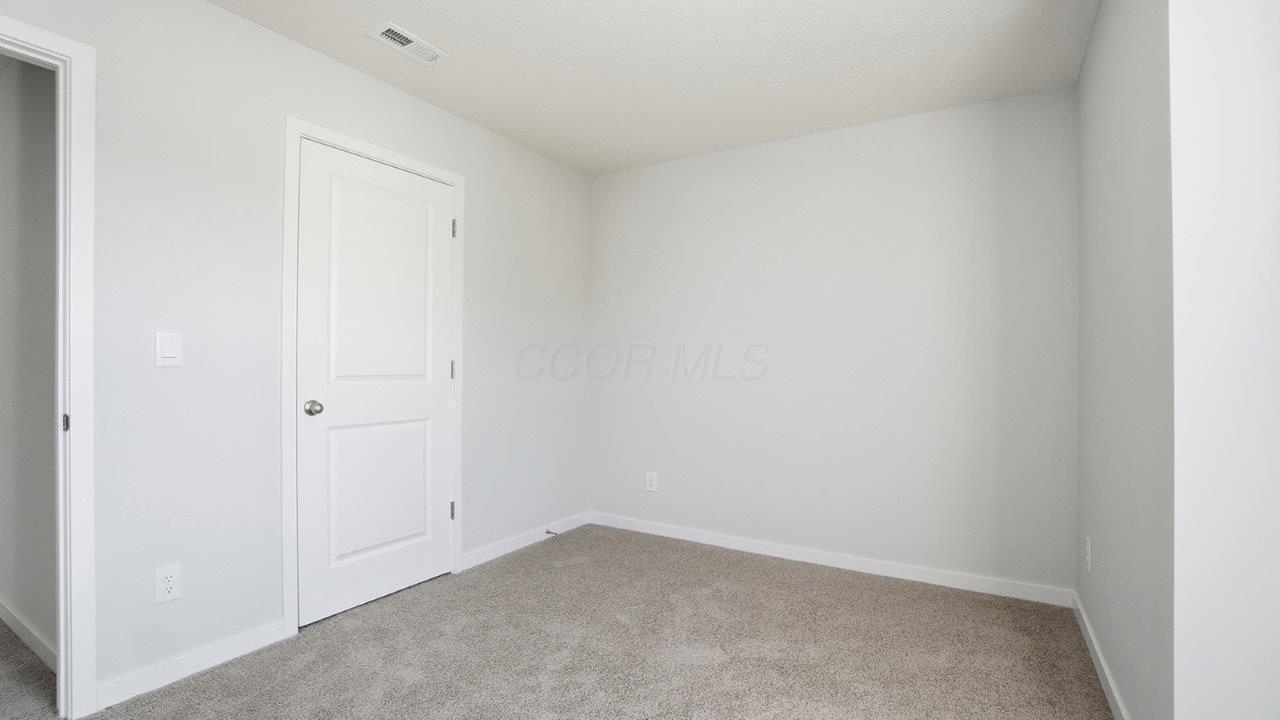 6350 Ripken Street Columbus, OH 43228 - Photo 41 of 57 _0005_040
