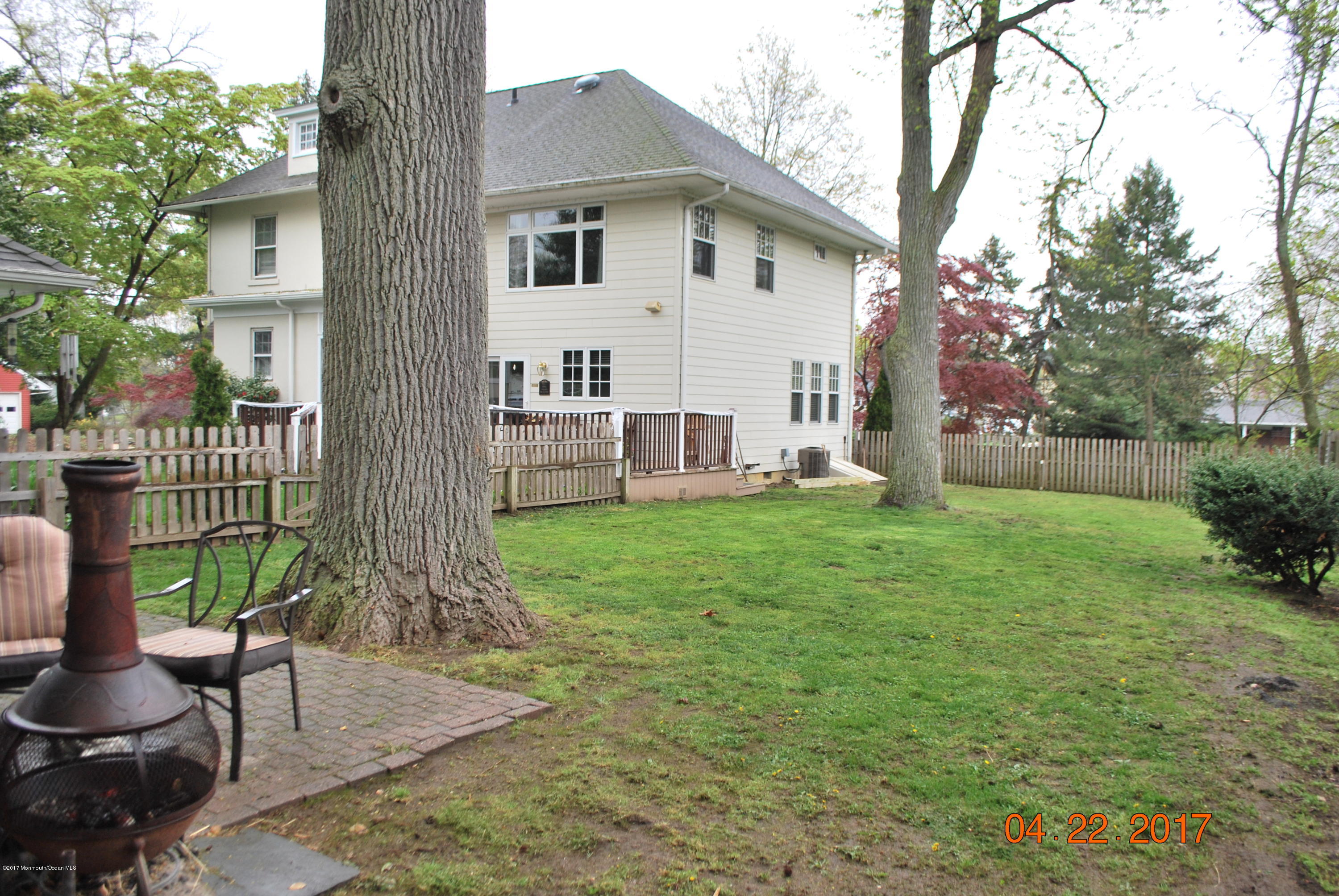 327 River Road Red Bank, NJ 07701 - Photo 17 of 55 DSC_0445