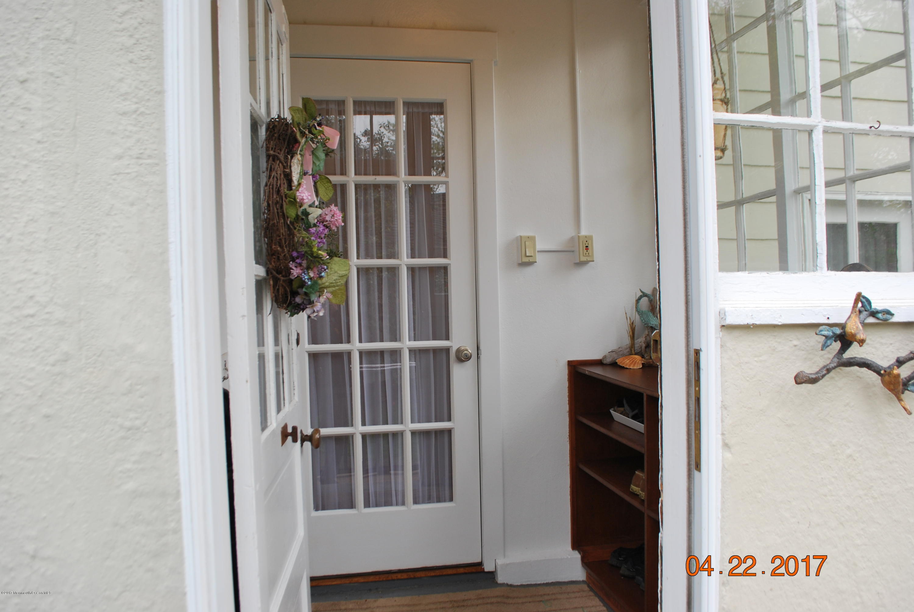 327 River Road Red Bank, NJ 07701 - Photo 19 of 55 DSC_0297