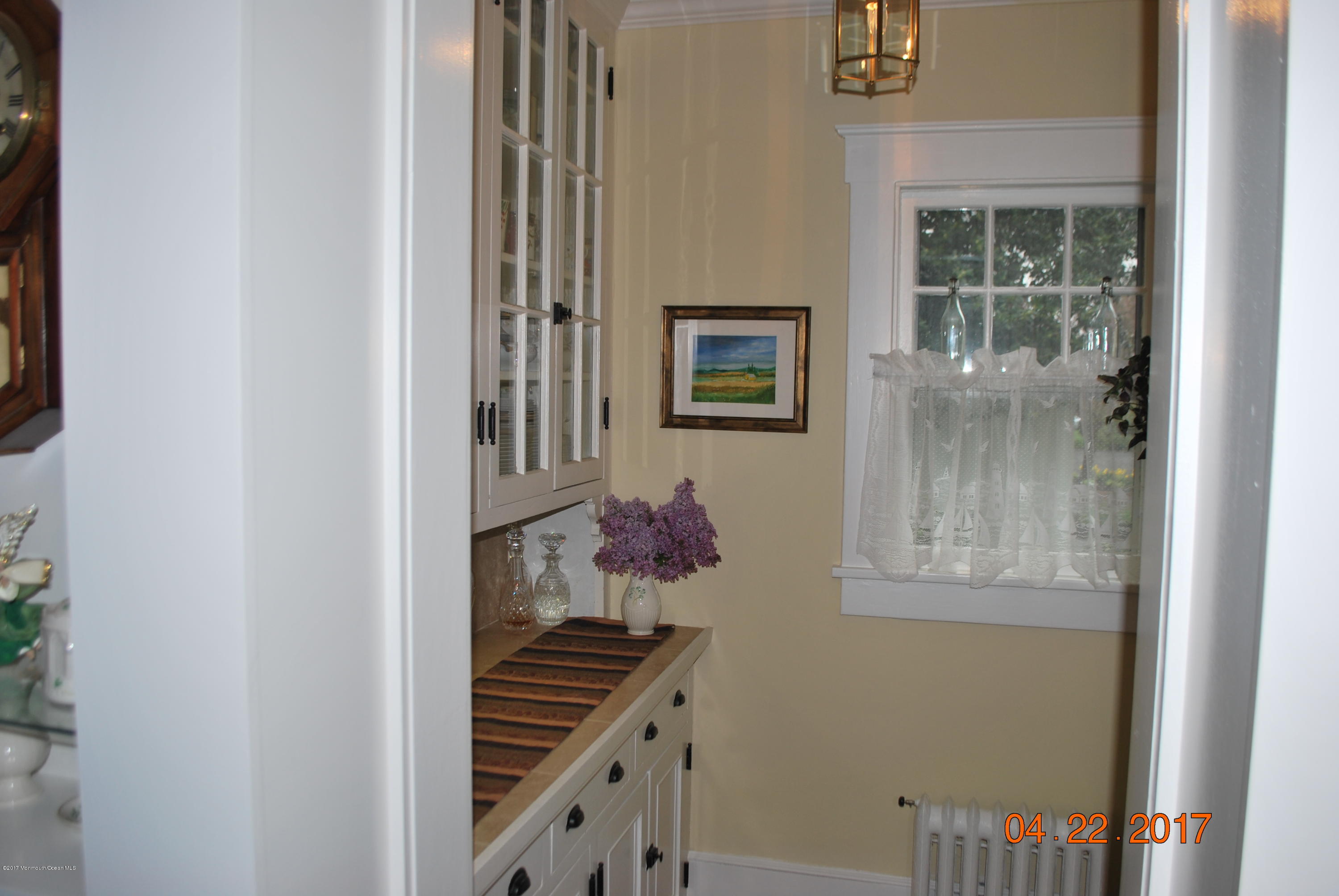 327 River Road Red Bank, NJ 07701 - Photo 25 of 55 DSC_0295