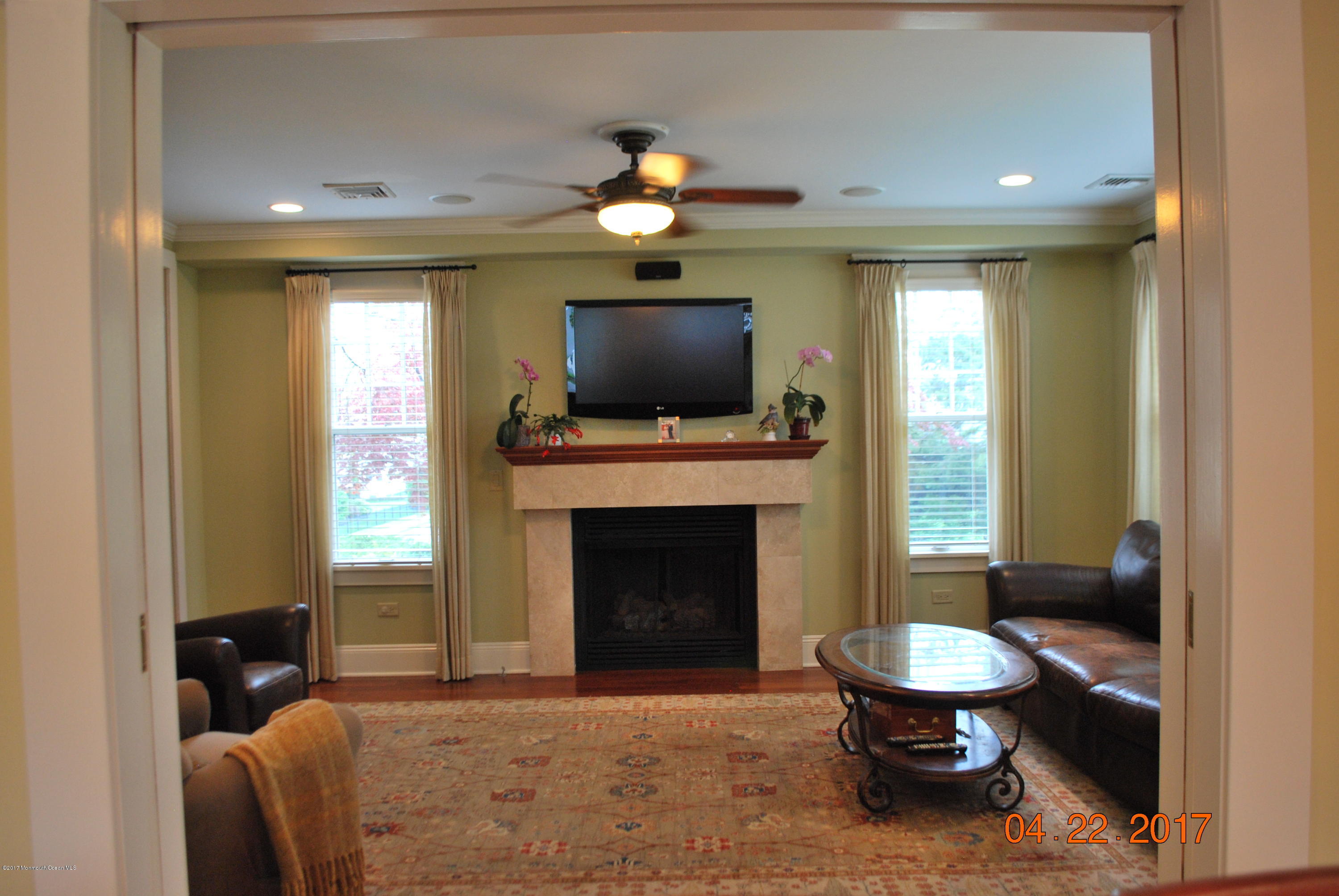 327 River Road Red Bank, NJ 07701 - Photo 26 of 55 DSC_0317