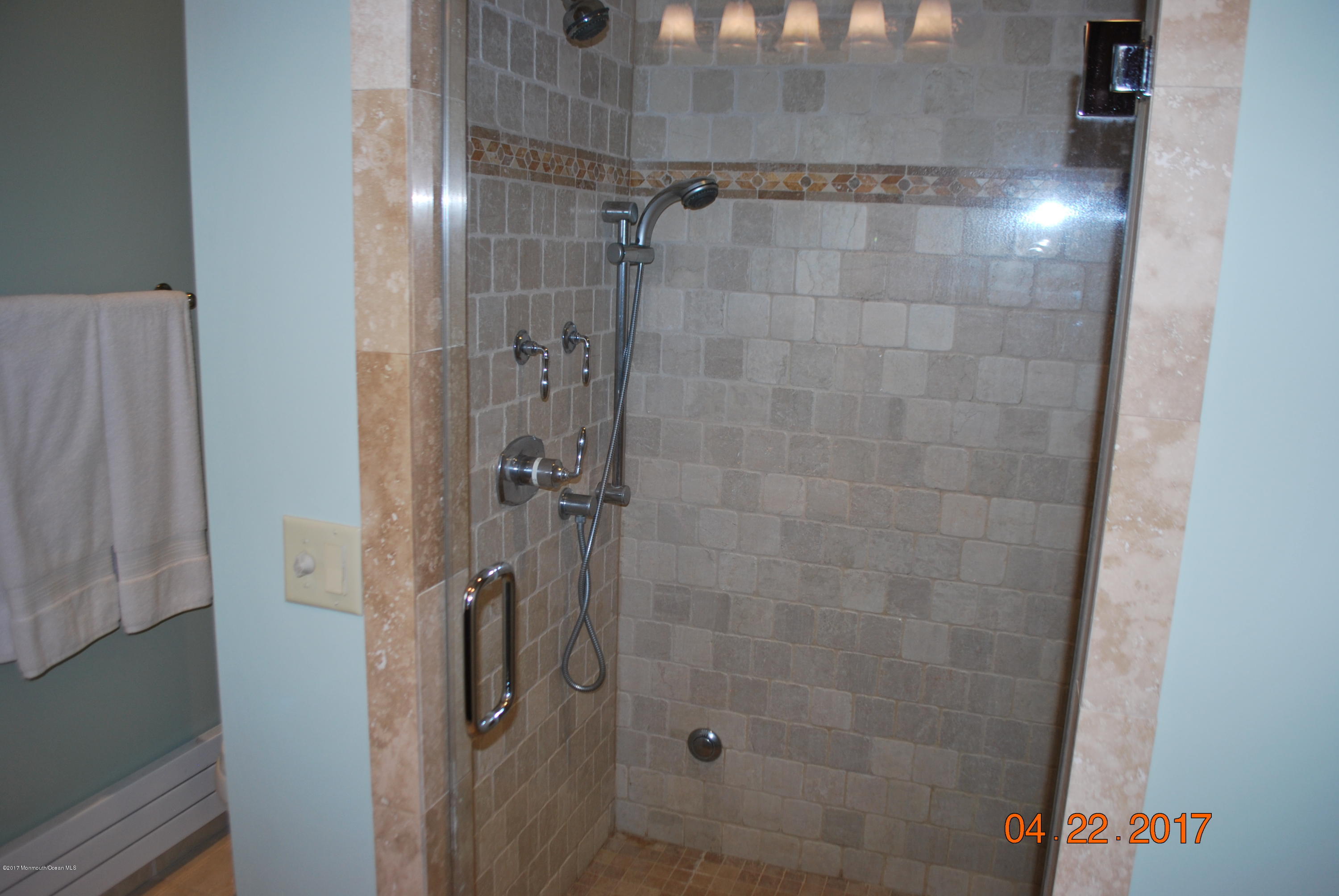 327 River Road Red Bank, NJ 07701 - Photo 39 of 55 DSC_0361