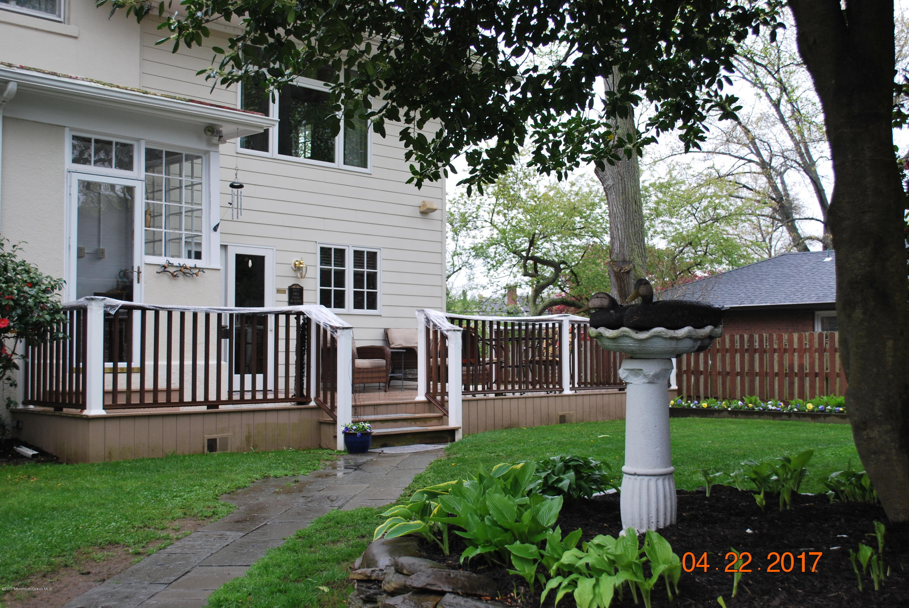 327 River Road Red Bank, NJ 07701 - Photo 10 of 55 DSC_0436