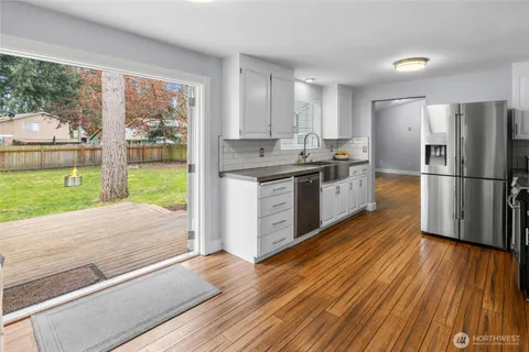 $569,999 | 9706 164th Street East, Puyallup, WA 98375