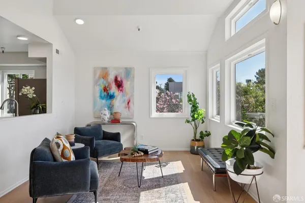 $988,000 | 528 Monterey Road, Pacifica, CA 94044