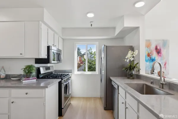 $988,000 | 528 Monterey Road, Pacifica, CA 94044