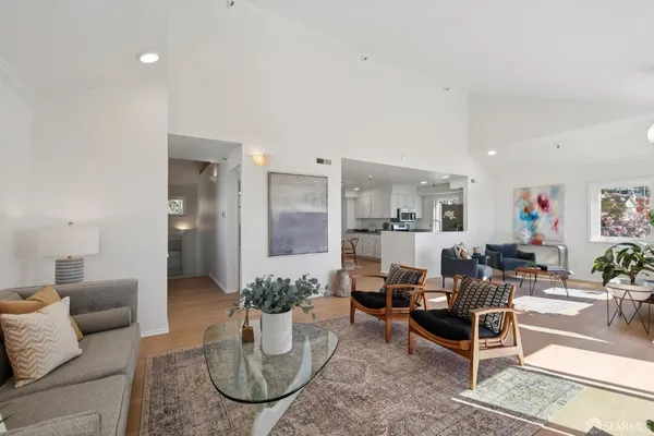 $988,000 | 528 Monterey Road, Pacifica, CA 94044