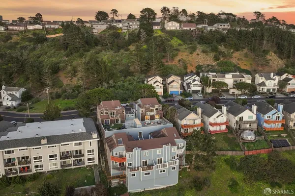 $988,000 | 528 Monterey Road, Pacifica, CA 94044