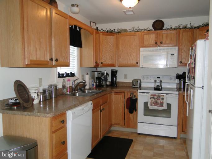 11305 Marbern Road Hagerstown, MD 21740 - Photo 14 of 23 Kitchen