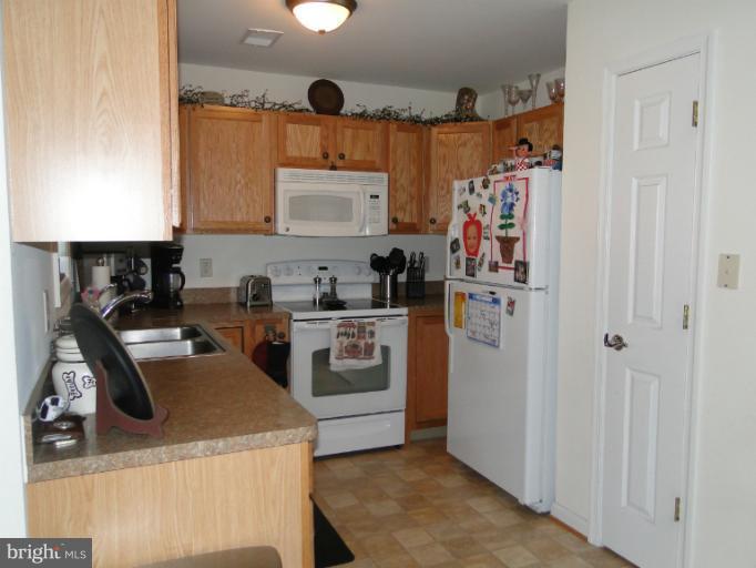 11305 Marbern Road Hagerstown, MD 21740 - Photo 16 of 23 Kitchen