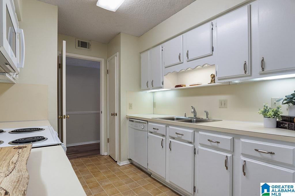604 Running Brook Road, Unit 604 Birmingham, AL 35226 - Photo 23 of 53