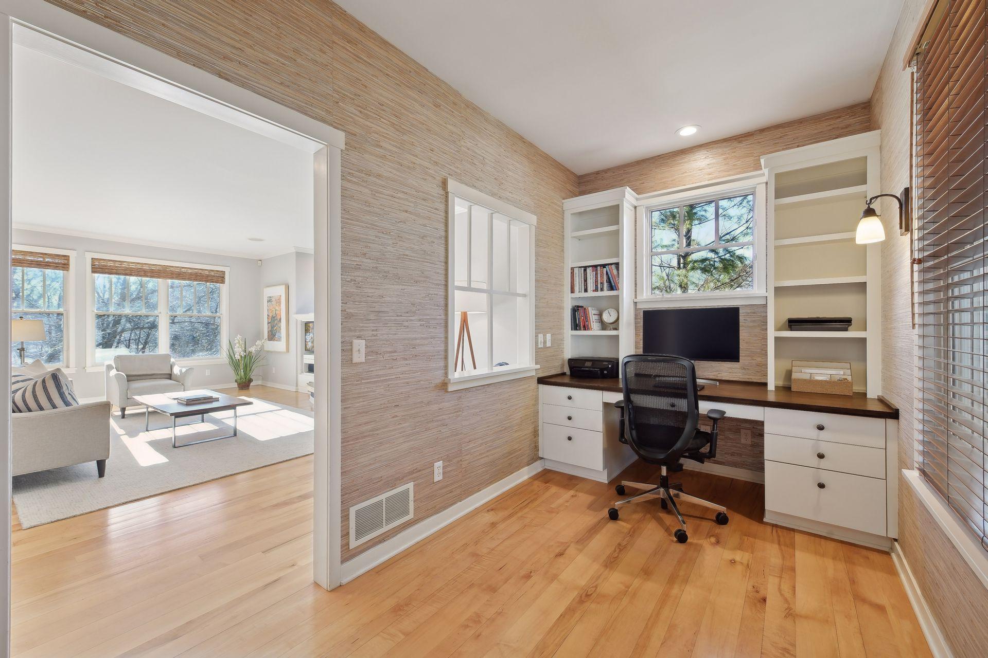 20395 Linden Road Deephaven, MN 55331 - Photo 13 of 48