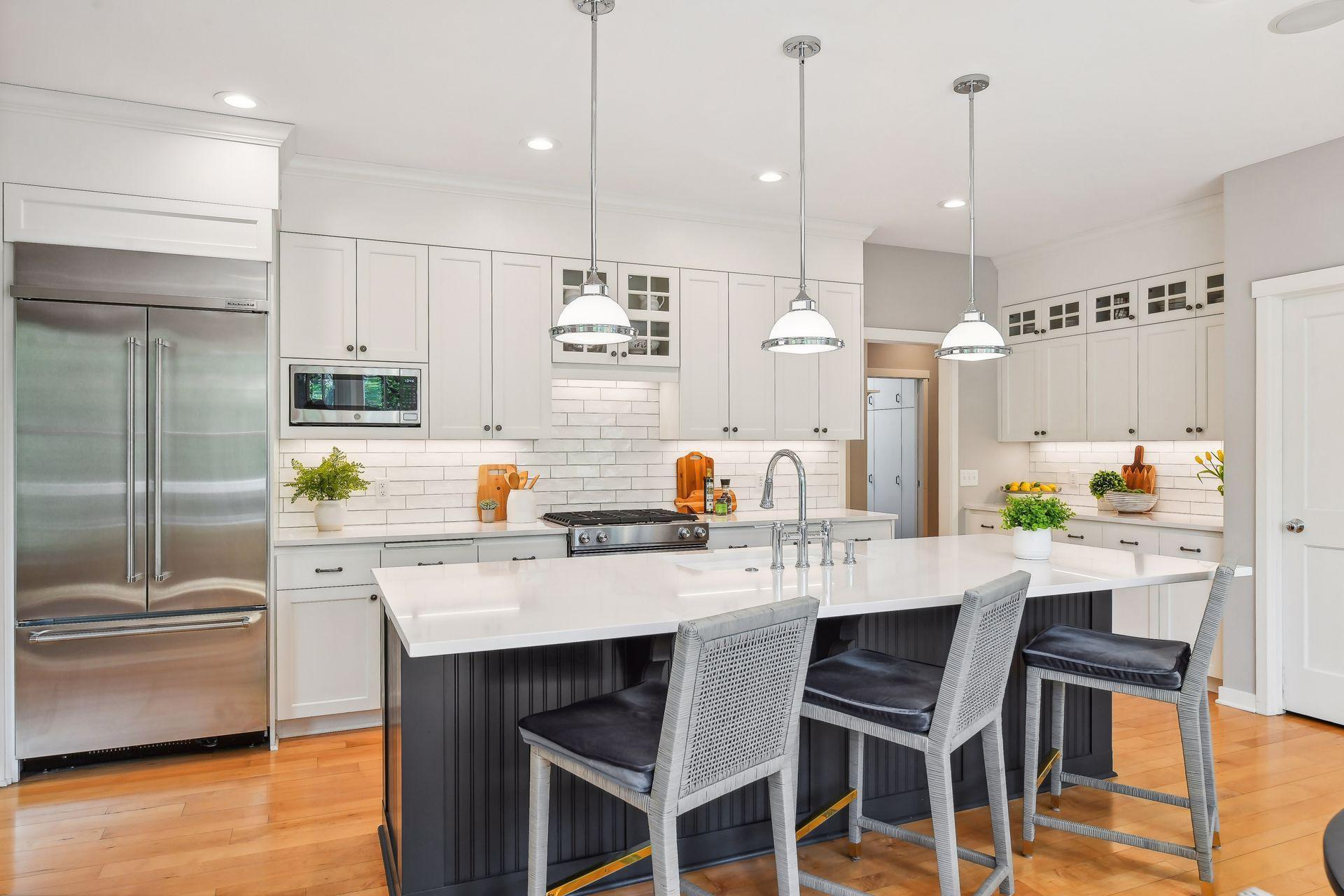 20395 Linden Road Deephaven, MN 55331 - Photo 17 of 48