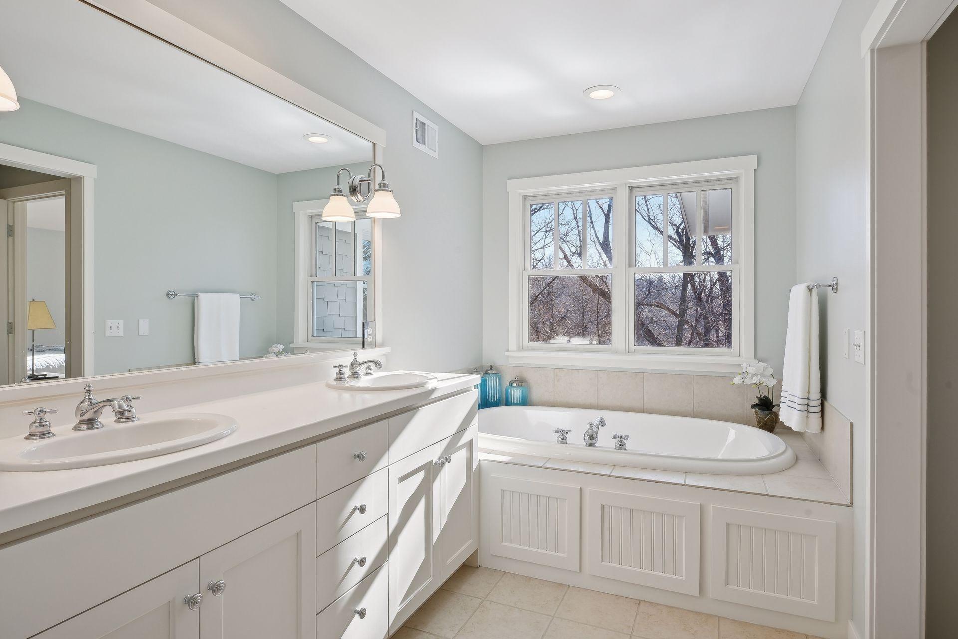 20395 Linden Road Deephaven, MN 55331 - Photo 30 of 48