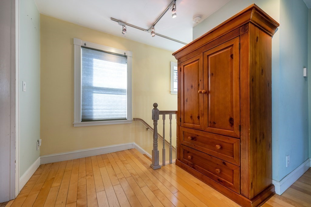 37 Wellesley Road Natick, MA 01760 - Photo 15 of 25