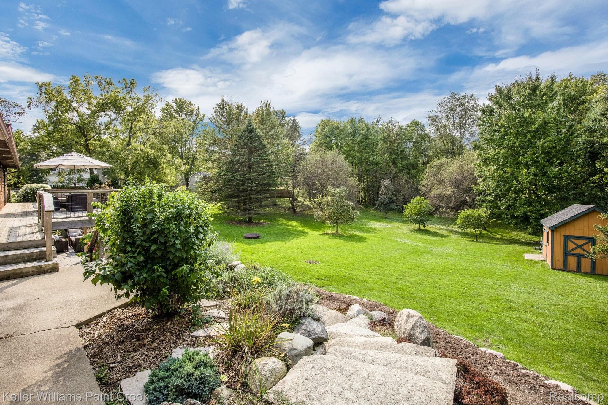 1400 Hemingway Road Lake Orion, MI 48360 - Photo 34 of 42 78-web-or-mls-1400 Hemingway Road077.jpg