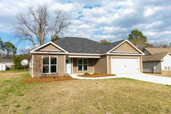 $238,999 | 15 Cole Drive, Hawkinsville, GA 31036