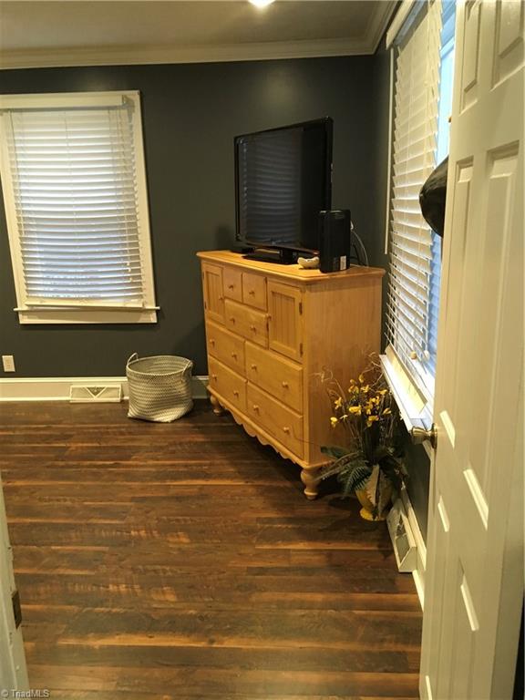 284 Bluemont Road Mount Airy, NC 27030 - Photo 23 of 29 Gallery Image 23