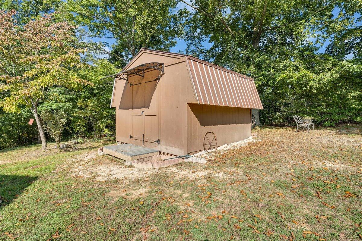 246 Brown Road Roanoke, VA 24019 - Photo 36 of 48 Storage Bldg.