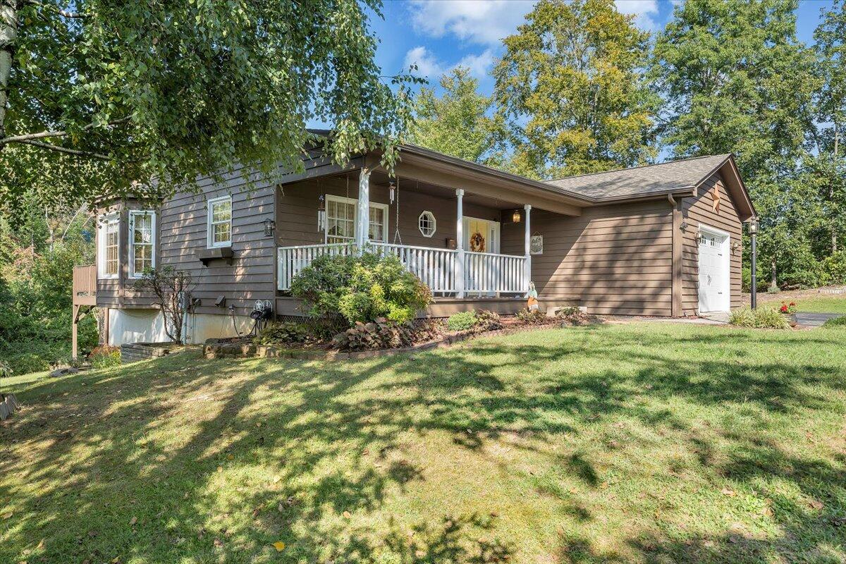 246 Brown Road Roanoke, VA 24019 - Photo 41 of 48 Side view