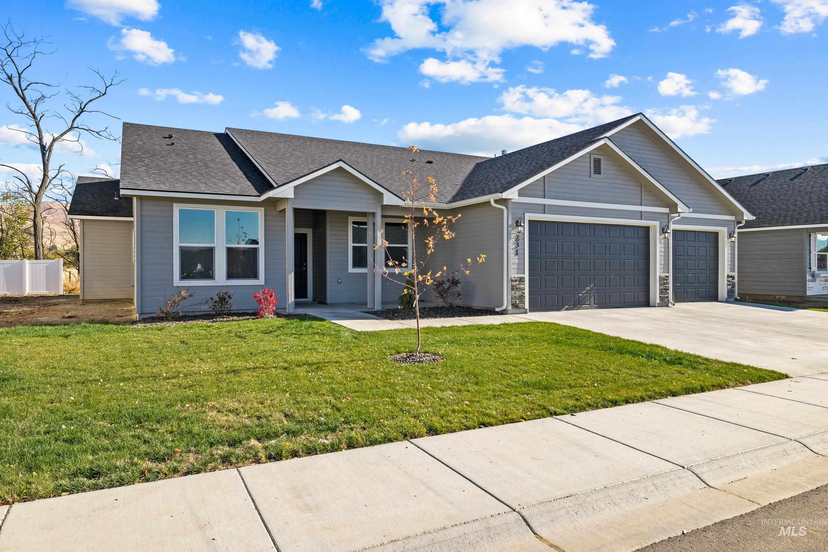 231 South Fuji Emmett, ID 83617 - Photo 3 of 50