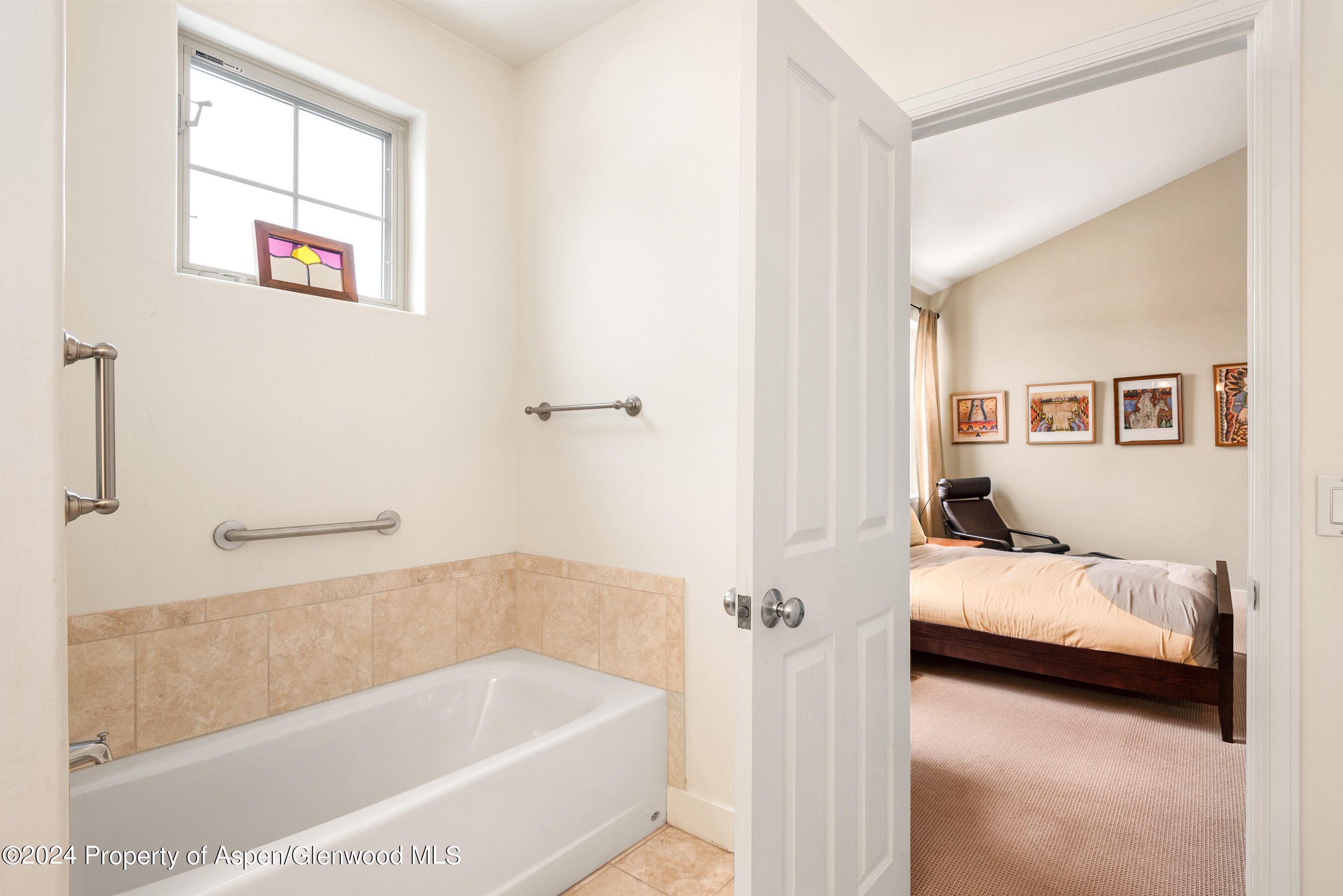 546 Evans Court Basalt, CO 81621 - Photo 10 of 12 546EvansCt_DASH_230404012