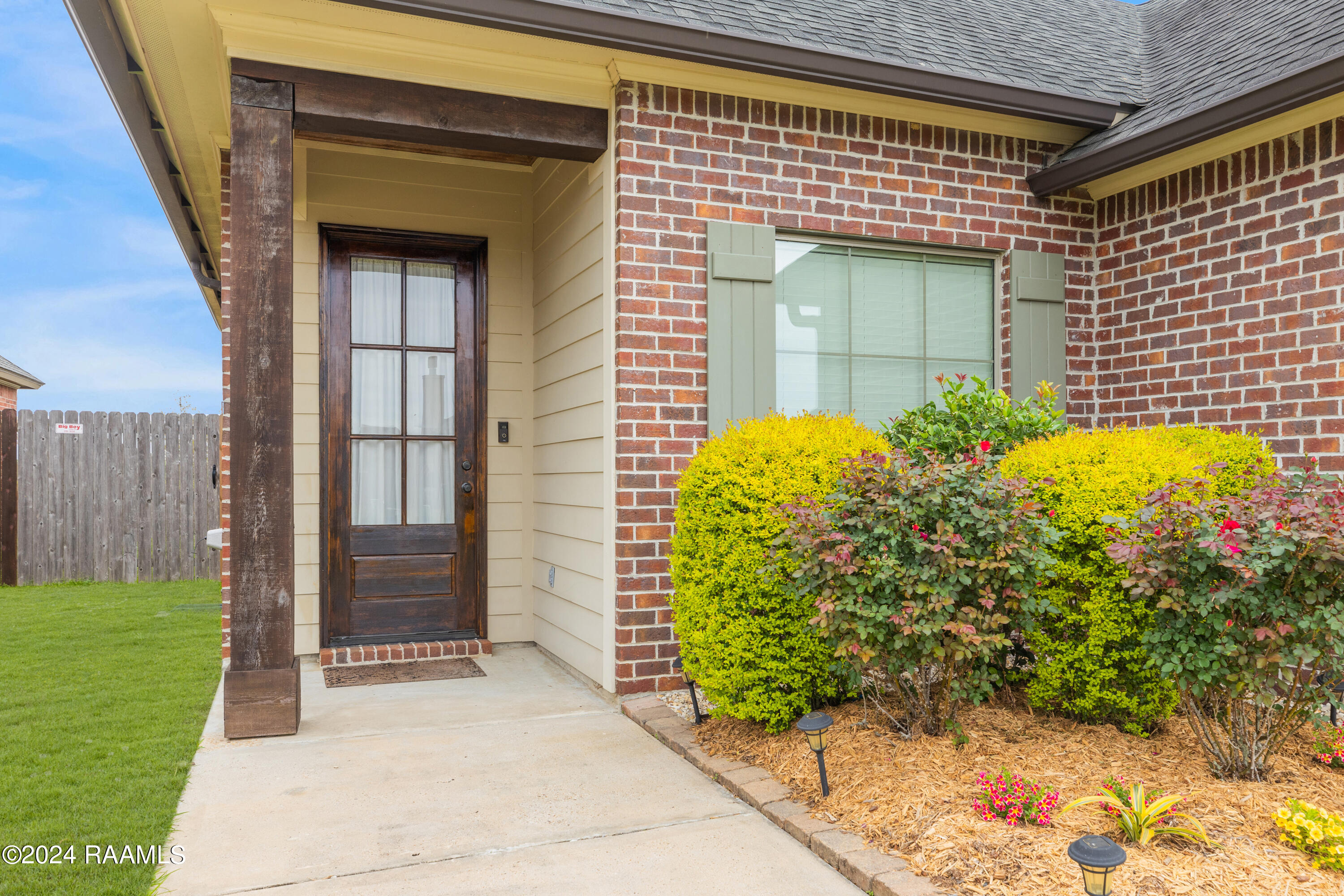 307 Timber Bark Road Lafayette, LA 70508 - Photo 2 of 23 307 Timber Bark-2
