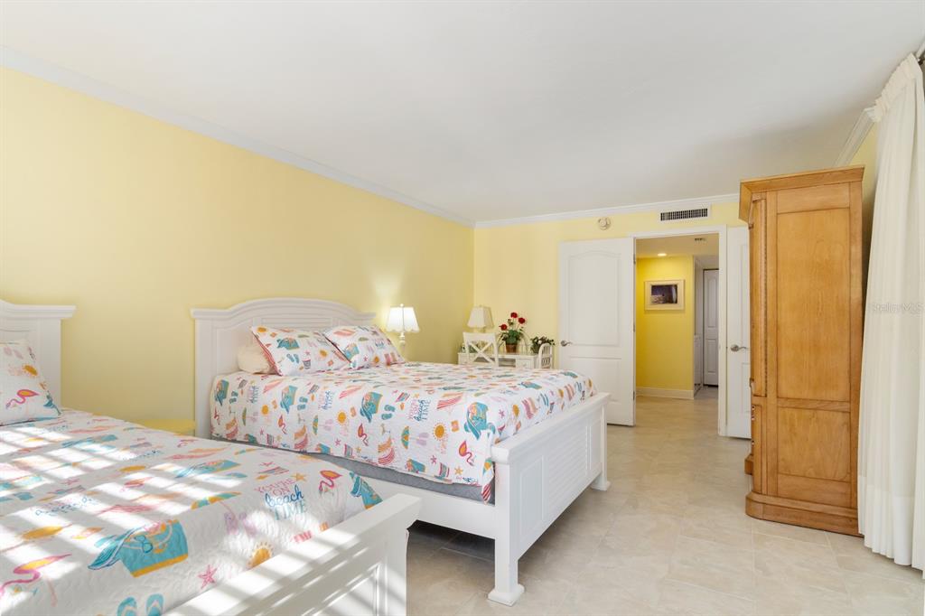 8767 Midnight Pass Road, Unit 101F Sarasota, FL 34242 - Photo 18 of 63