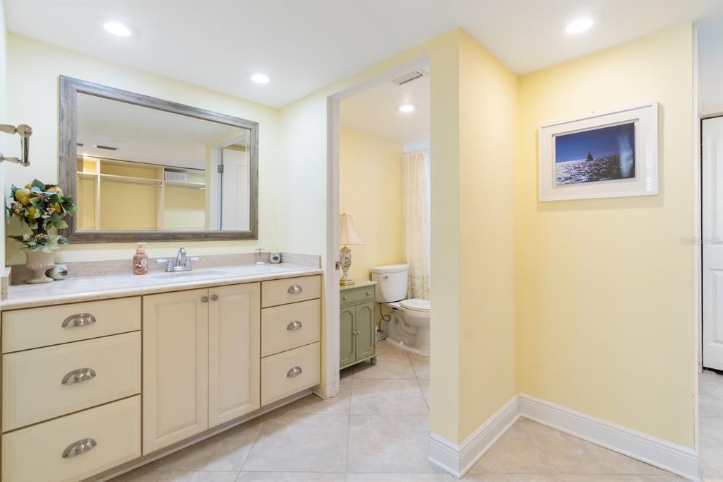 8767 Midnight Pass Road, Unit 101F Sarasota, FL 34242 - Photo 21 of 63