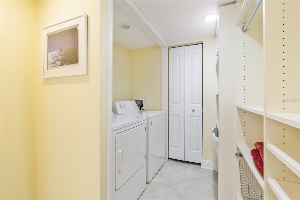 8767 Midnight Pass Road, Unit 101F Sarasota, FL 34242 - Photo 23 of 63