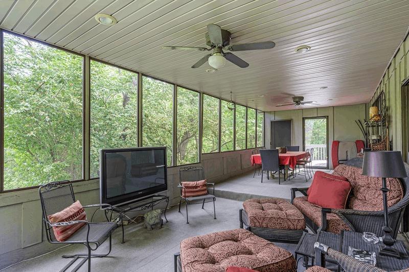 9744 Winton Road Cincinnati, OH 45231 - Photo 41 of 50 Gallery Image 41