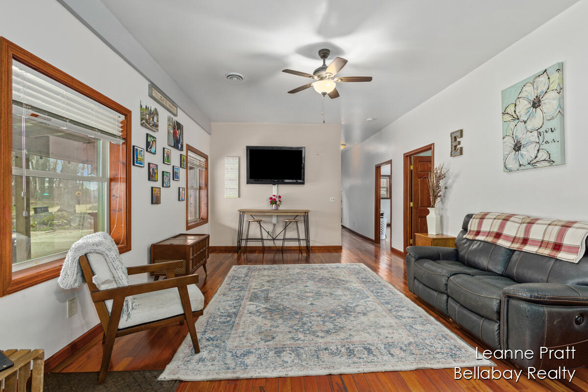 9580 South Banfield Road Dowling, MI 49050 - Photo 13 of 33 IMG_1006