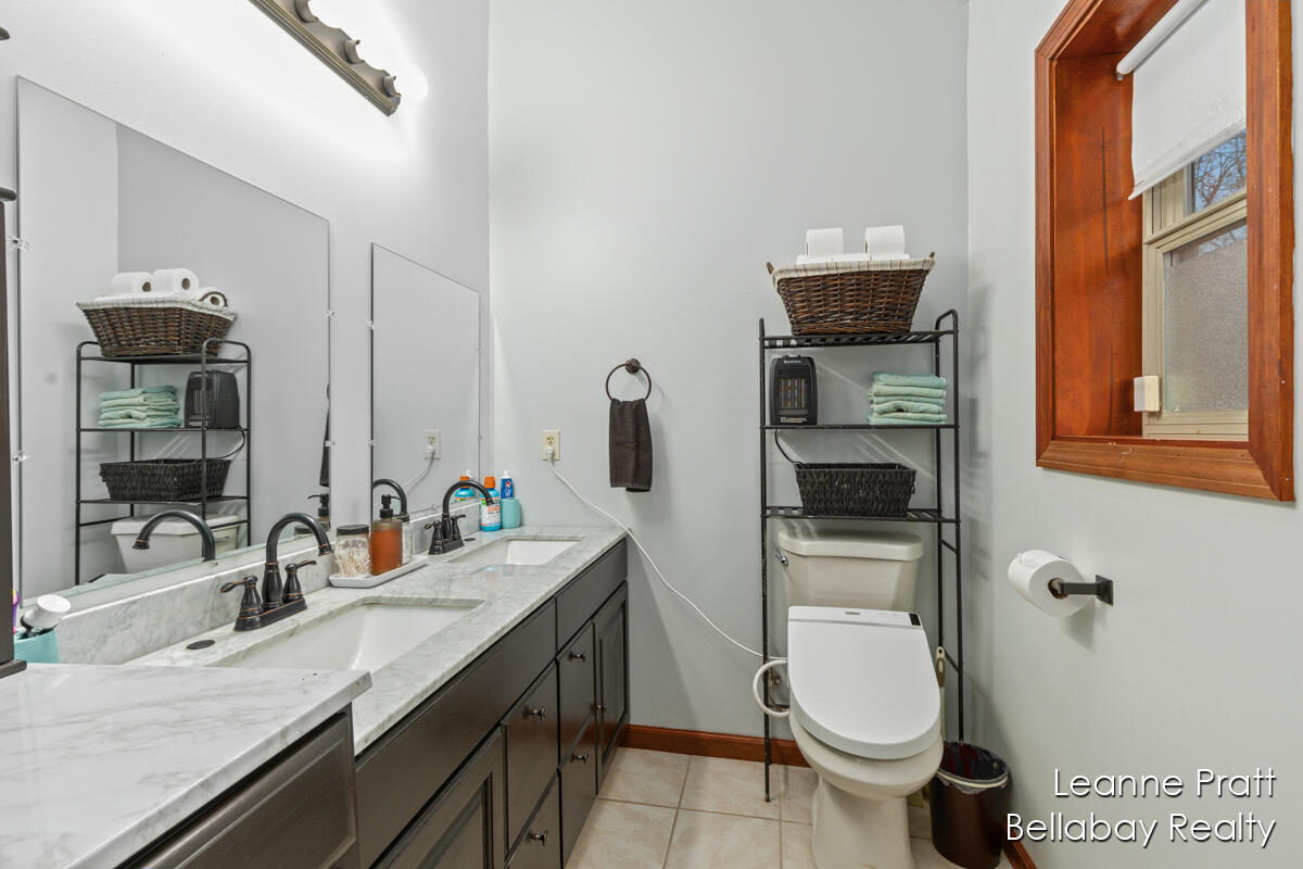 9580 South Banfield Road Dowling, MI 49050 - Photo 23 of 33 IMG_1016