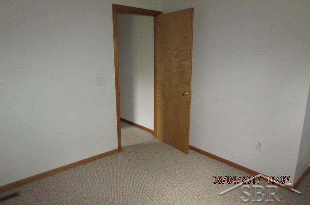755 South Hale Road Omer, MI 48749 - Photo 8 of 20 31319453-7.JPG