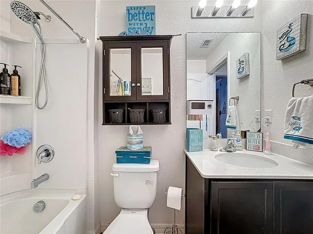 $300,000 | 35725 Rose Moss Avenue, Leesburg, FL 34788