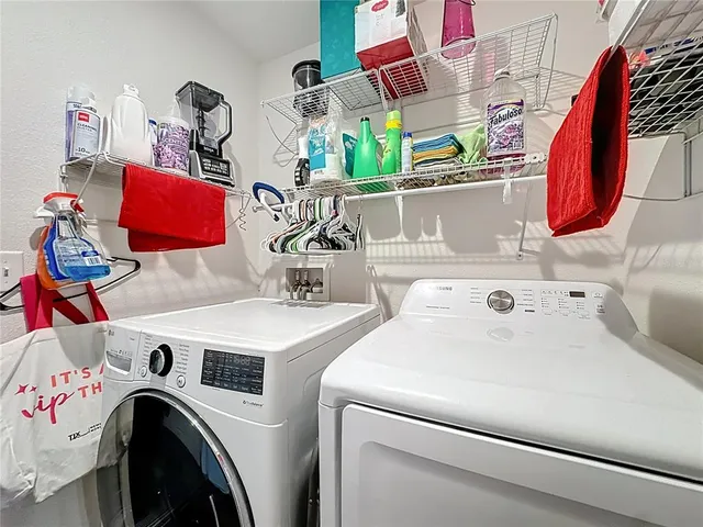 $300,000 | 35725 Rose Moss Avenue, Leesburg, FL 34788