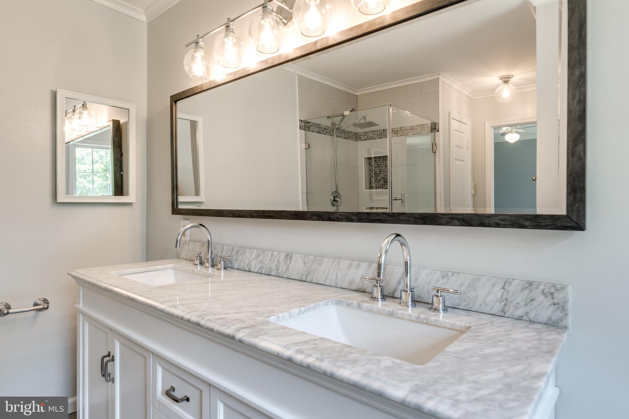 1224 Bishopsgate Way Reston, VA 20194 - Photo 30 of 65 2nd Master Bedroom En-Suite Bath