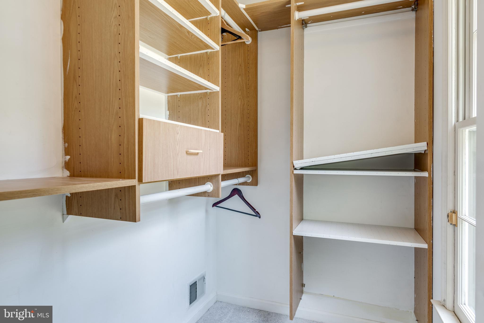 1224 Bishopsgate Way Reston, VA 20194 - Photo 35 of 65 Bedroom #3