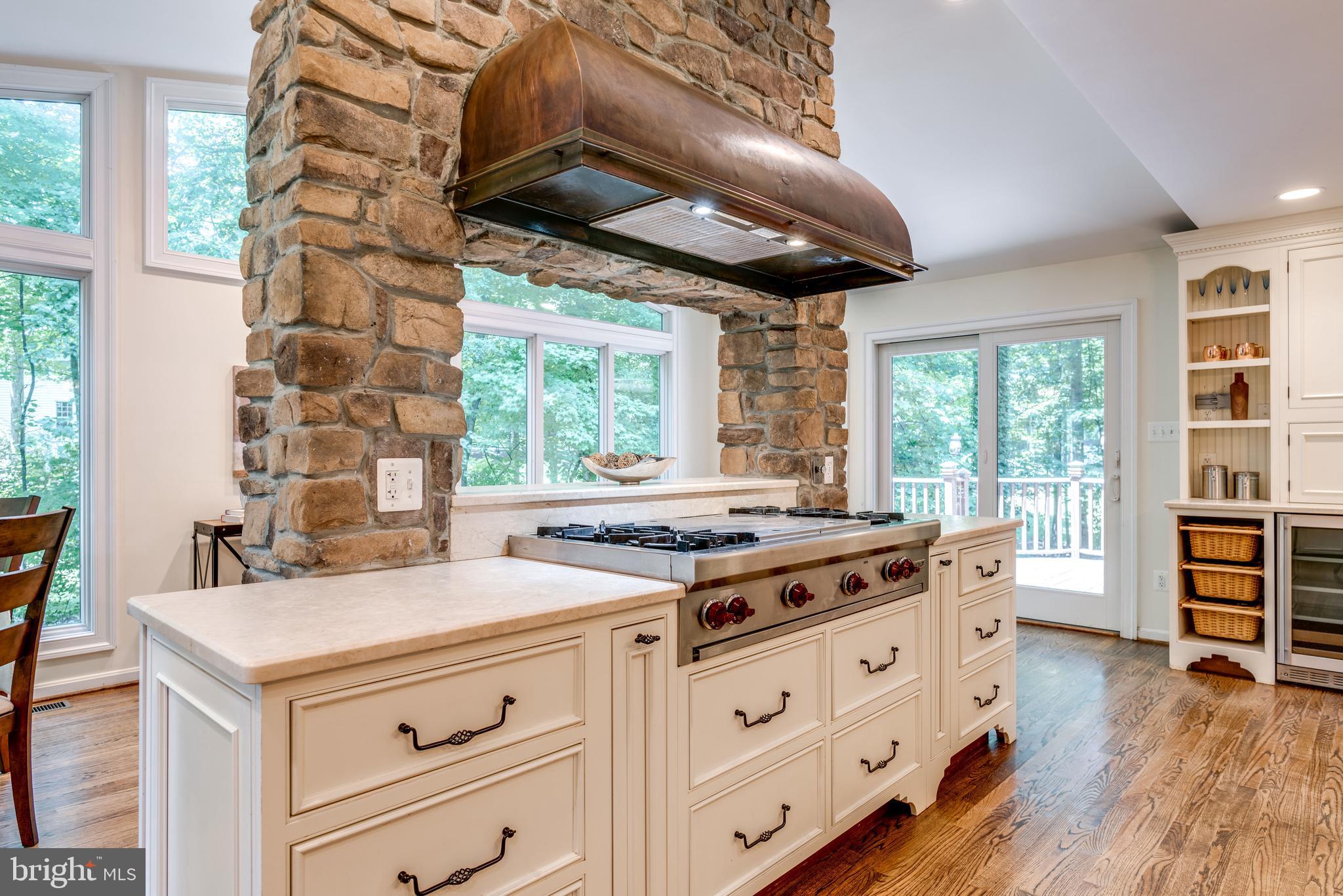 1224 Bishopsgate Way Reston, VA 20194 - Photo 5 of 65 Stone Chimney Hood with Gourmet Wolf Range