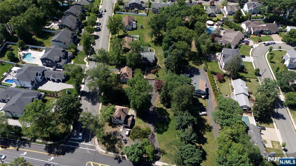 38 B West Ridgewood Avenue Paramus, NJ 07652 - Photo 9 of 15
