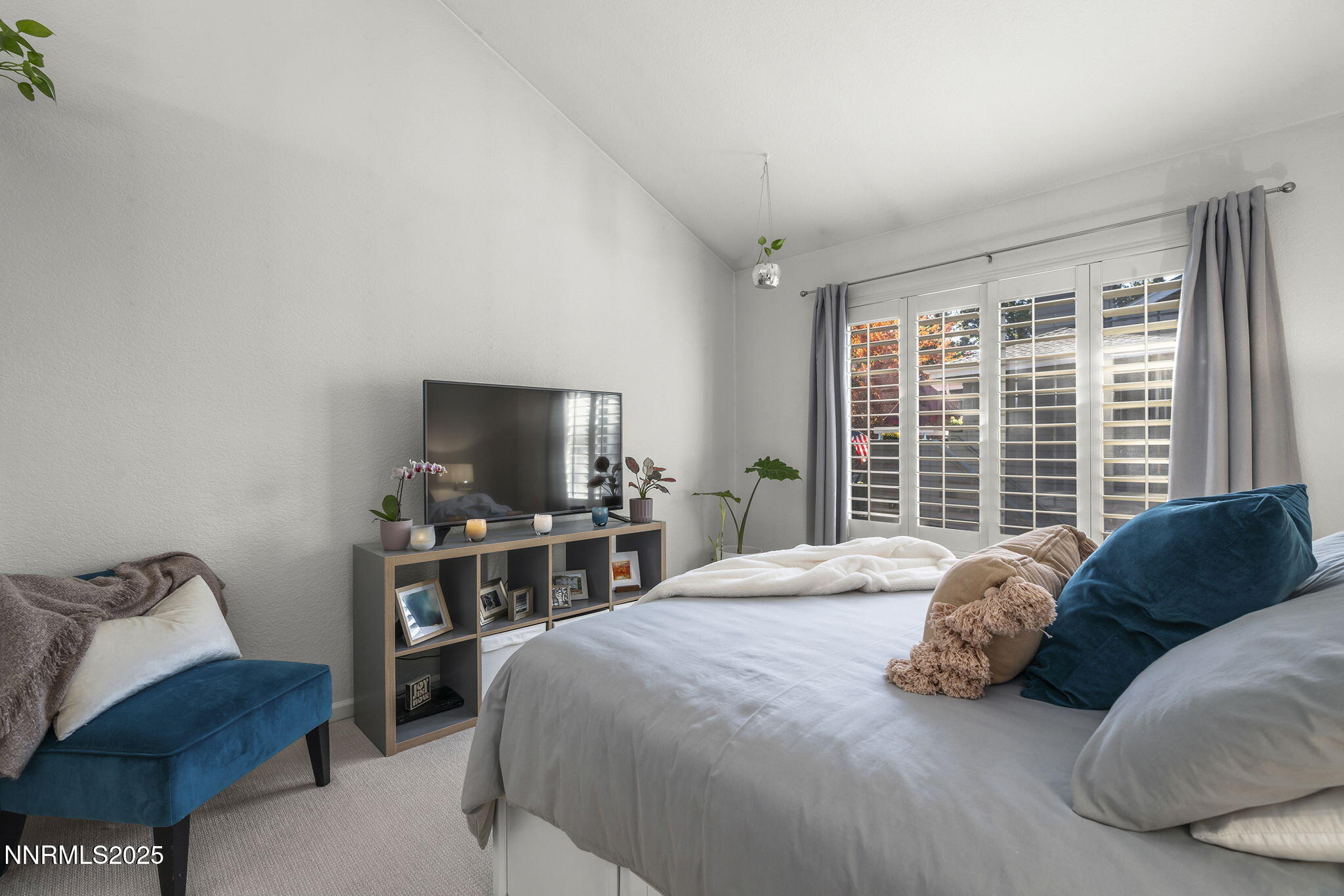 3192 Wedgewood Court Reno, NV 89509 - Photo 12 of 27 17-web-or-mls-_DSC6260