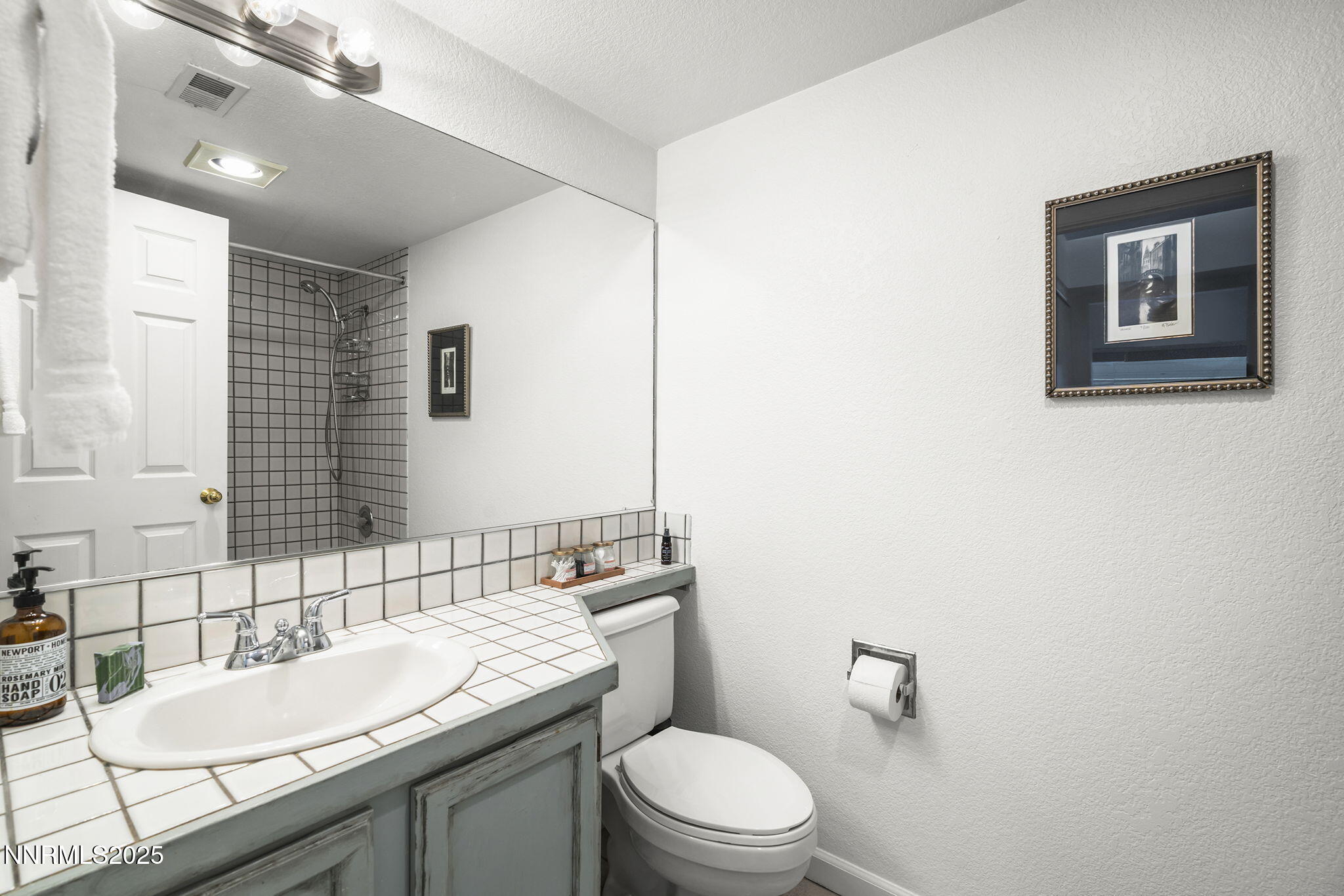 3192 Wedgewood Court Reno, NV 89509 - Photo 16 of 27 21-web-or-mls-_DSC6274