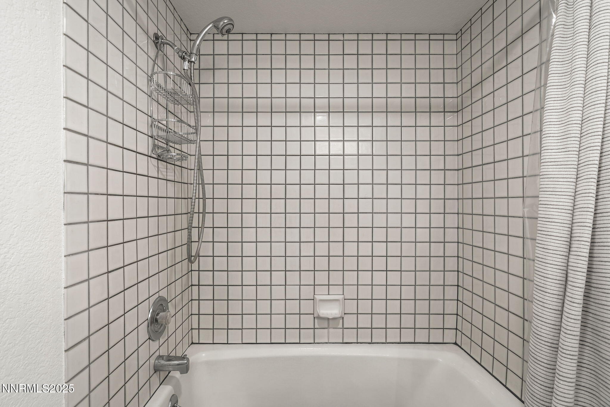 3192 Wedgewood Court Reno, NV 89509 - Photo 17 of 27 22-web-or-mls-_DSC6278